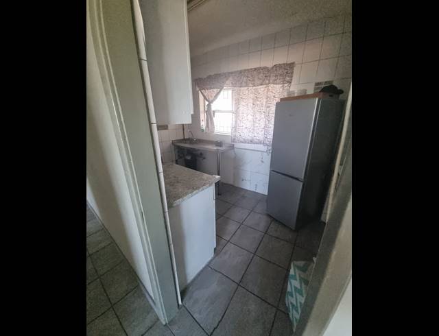 3 BEDROOM FLAT SOLD IN HAVENSIDE